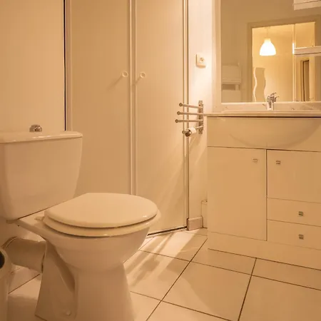 Apartman 2 Pieces A 1km De La Plage, Proche Du Centre Et Des Commerces - Fr-1-197-218 *