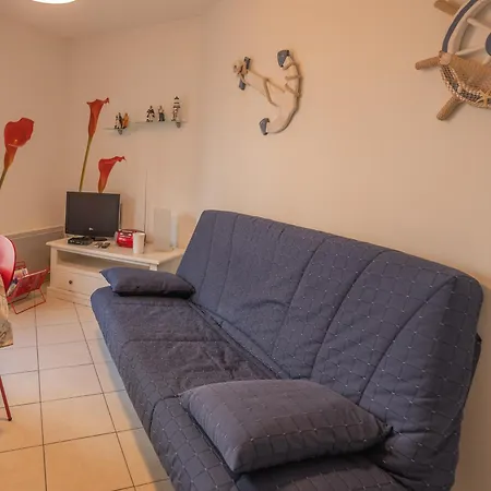 2 Pieces A 1km De La Plage, Proche Du Centre Et Des Commerces - Fr-1-197-218 Apartman *