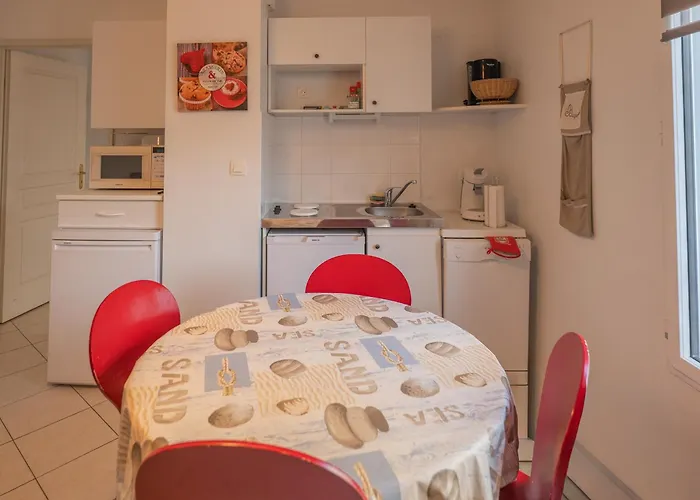 Appartamento Les Sables-d'olonne, 2 Pièces, 4 Personnes - Fr-1-197-218 *