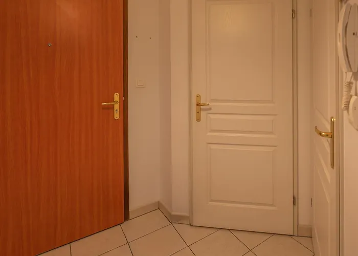 Les Sables-d'olonne, 2 Pièces, 4 Personnes - Fr-1-197-218 *